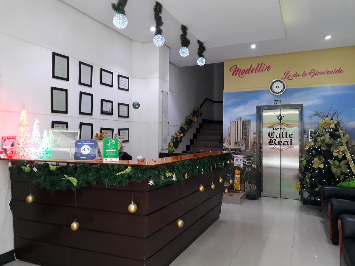 Calle Real Medellin Hotel Buitenkant foto